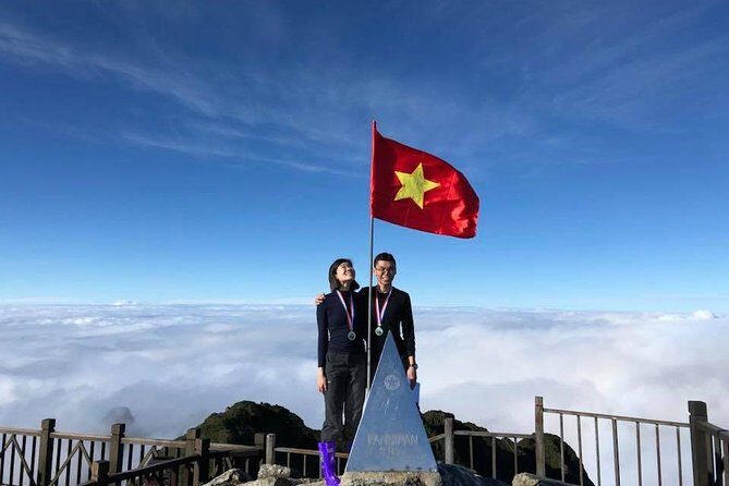 1 day Fansipan Trekking - Fansipan on one day: the “hard hike with a purpose” feeling