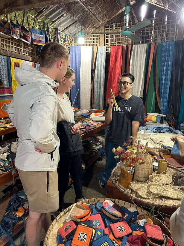 1 Day Ha Giang Loop Tour by Motorbike with Easy Rider - Real - Lùng Tám linen weaving: optional culture that turns souvenirs into stories