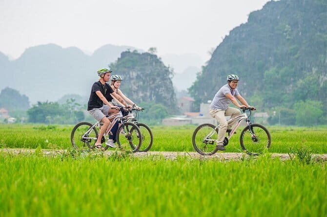 10-Day Vietnam Itinerary | Discover Vietnam’s top attractions - Lan Ha Bay and Ha Long Bay: sunrise tai chi and island-hopping