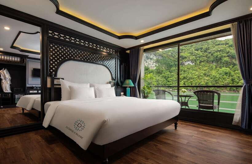2-Day: Halong Lan Ha Bay 5 Stars Cruises w/Balcony & Bathtub - What you actually pay attention to: service, food, and small details