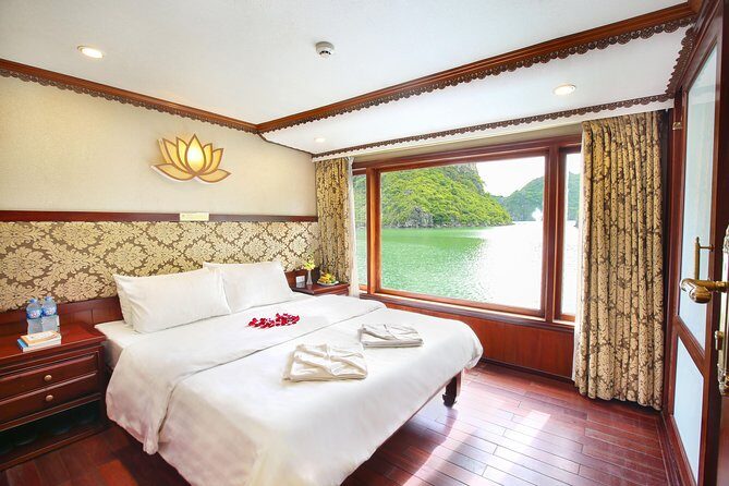 2-Day Oriental Sails Junk Cruise of Halong Bay - Luon Cave on Day 2: kayak time (or sampan) in the bay’s quieter corners