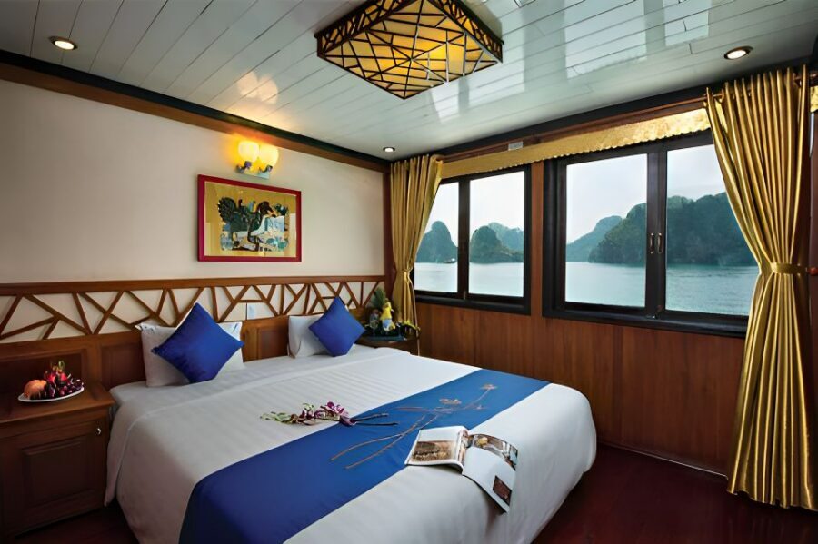 2-Day Royal Palace Ha Long Bay & Ti Top Island Cruise - Why this “Royal Palace” Ha Long Bay cruise works in real life