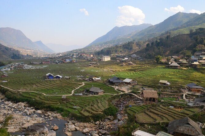 2-Day Sapa Guided Tour Slipping in Homestay From Hanoi - Day 2 Village Circuit: Ta Van, Giang Ta Chai, and Muong Hoa Valley Views