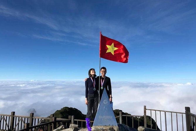 2 Days Fansipan Trekking - Day 1: Trạm Tôn Pass to Fansipan through forest and ridge