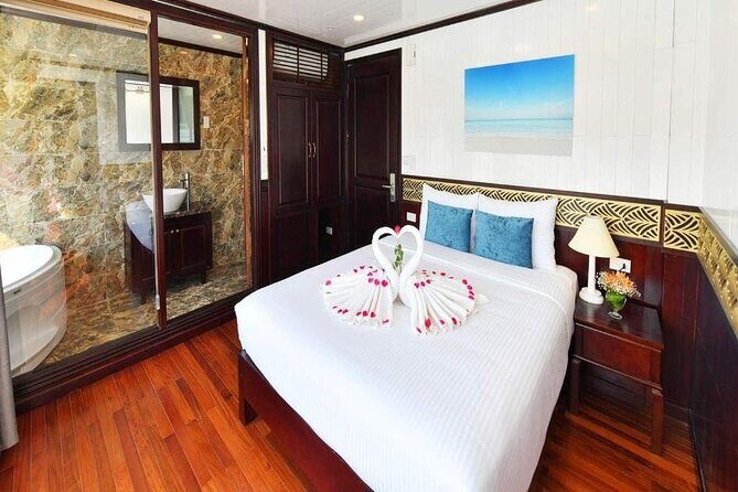 2 Days Halong Bay - Halong Sapphire Cruise - The Day 2 Morning That Feels Like a Secret: Tai Chi, Tea, and Sung Sot Cave