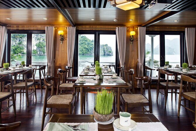 2D1N: Halong Bay 4-Star Cruise - Cave, Kayak, Swim, Meals - Food on the cruise: what’s included, and how to set expectations