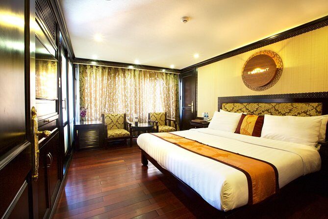 3-Day Halong Bay Cruise on the Starlight - What’s really included: meals, happy hour snacks, and onboard activities