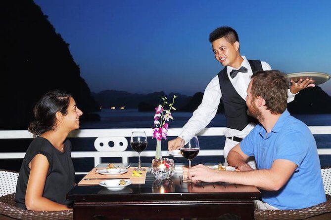 3-Day Halong Bay Cruise on the Starlight - Day 1: Lunch as you cruise past fishing life, then Sung Sot Cave and Ti Top Island