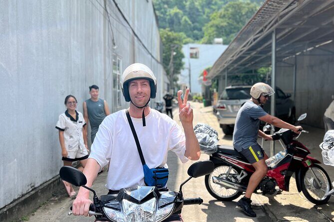 3D2N LOOP TOUR BY MOTORBIKES (self-driving - IDP needed) - Day 1: Dong Van Karst Plateau Geopark and the Bac Sun Pass day