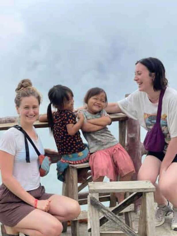 4-day Motorbike Ha Giang Loop Luxury Tour With Easy Rider - Day 3: Du Gia market, viewpoints, and Nam Dam village homestay