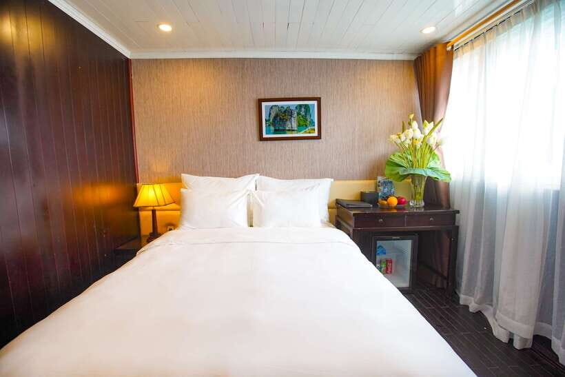 4-star Halong Paloma Cruise 2D1N Trip - Cooking class demonstration and your smooth return to Hanoi