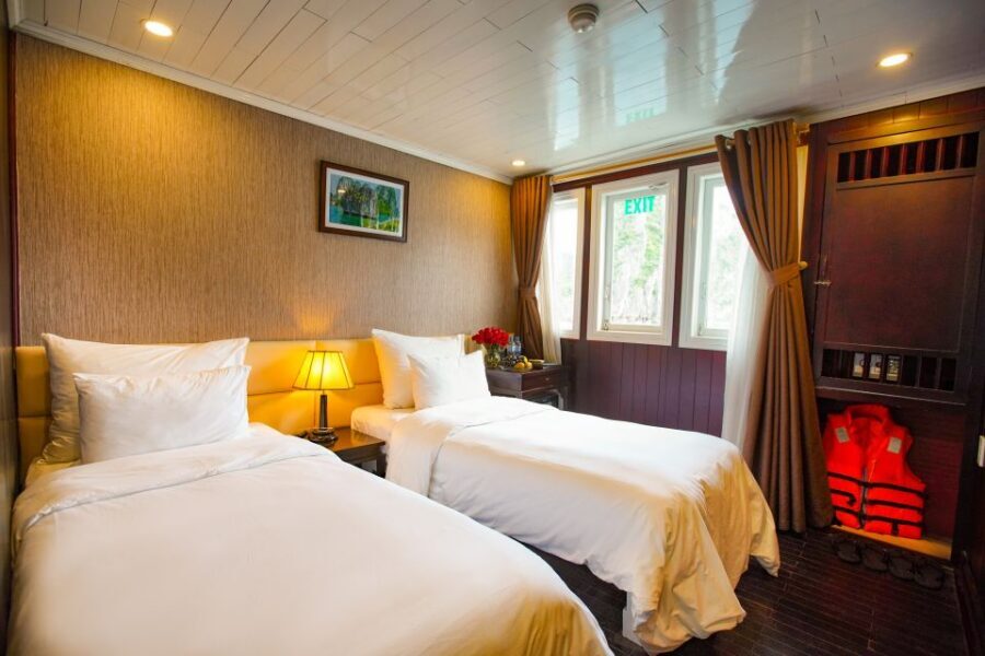 4-star Halong Paloma Cruise 2D1N Trip - Logistics from Hanoi to Halong Port: the timing you should plan around