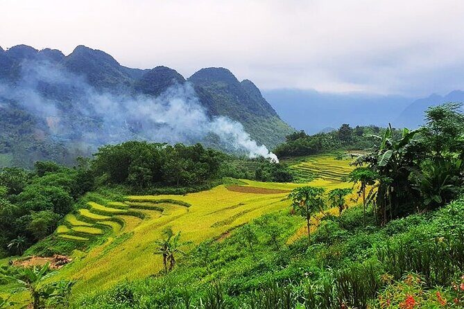 5, 6, 7 day Vietnam Itinerary | Charming | 2026 Northern Packages - Pu Luong trek: villages, rice terraces, and Kho Muong cave