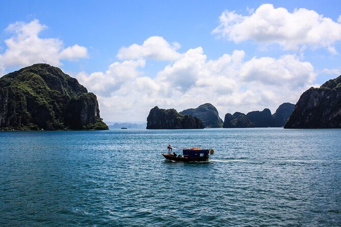 9-Day Tour of Vietnam with Airport Pick Up - Airport pickup and the pace of a North-to-South Vietnam loop