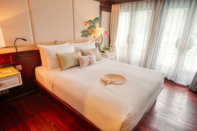 All Inclusive 3-Day 2-Night explore Ha Long Bay with Au Co Cruise - A 3-day Ha Long Bay cruise that bundles caves, villages, and real time on deck