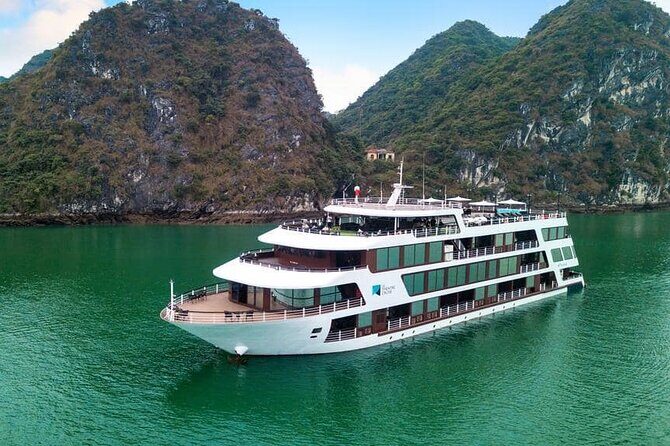 All-Inclusive 3 Day/2 Night Halong Luxury Cruise Meals, Cave, Kayaking, Swimming - Should You Book a 2-Night Cruise Like This?
