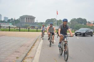 Bicycle Tours Hanoi: Half Day Hanoi City Bicycle Tours - West Lake stop: seeing Hanoi’s calm side without leaving the city center