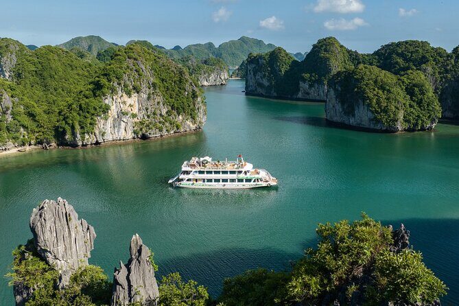 Day Tour Serenity Cruise at Lan Ha Bay from Hanoi, Hai Phong - Cai Beo fishing village: the slow sail moment