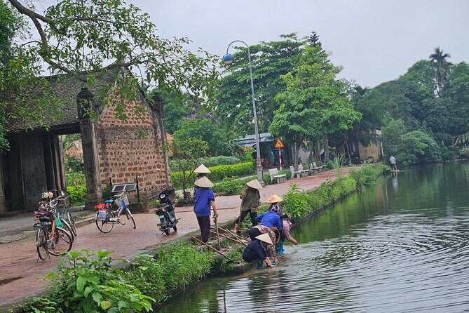 Duong Lam Village & Ba Vi National Park Jeep Tour From Hanoi - Duong Lam Ancient Village at midday and into the afternoon
