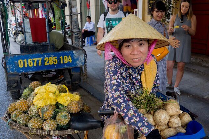 Eat Like a Local: Hanoi Street Food Adventure - Who should book this (and who should choose something else)