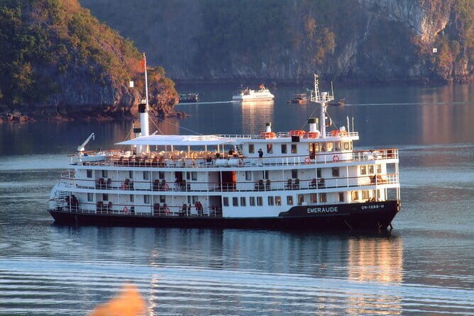 Emeraude Cruise 2 days 1 night Ha Long Bay Tour - Key highlights to know before you go