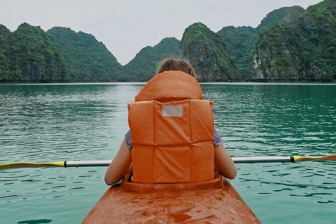 Excursion to Ha Long Bay with Titop Island and kayaking in Luon Cave - A 12-hour Ha Long Bay day trip from Hanoi that stays on the water