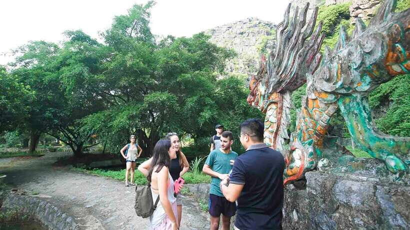 From Hanoi: 1-Day Ninh Binh Highlights Tour with Lunch - Bai Dinh Pagoda vs Hoa Lu: choose the temple stop that matches your style