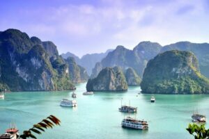 From Hanoi: 2-Day & 1 Night Halong Bay Tour - Phoenix Cruise 4-star comfort: what the cabin is really like