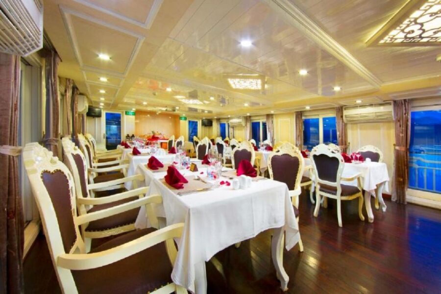 From Hanoi: 2-Day Bai Tu Long Bay Luxury Cruise with Jacuzzi - The on-board schedule: cooking, Tai Chi, and a proper dinner rhythm