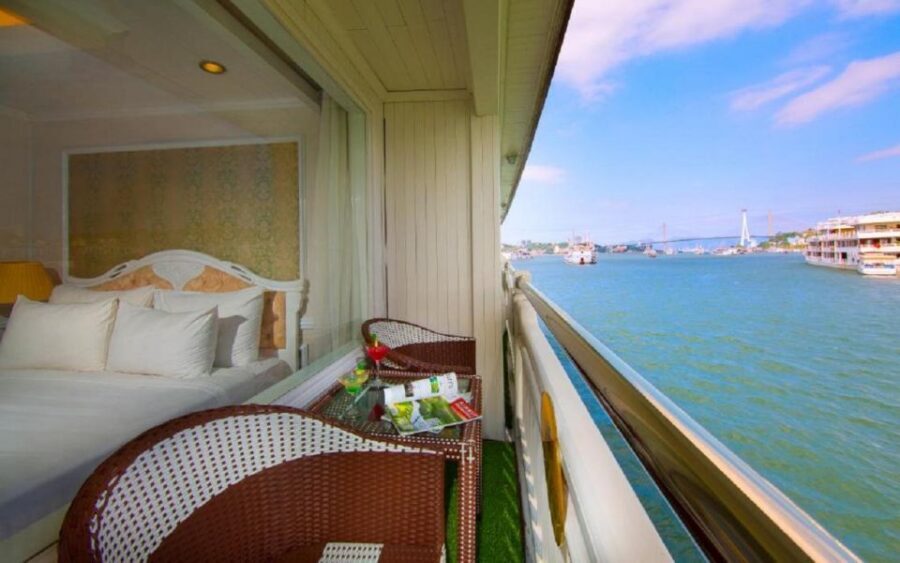 From Hanoi: 2-Day Bai Tu Long Bay Luxury Cruise with Jacuzzi - Price and value: what $165 buys you on this kind of cruise