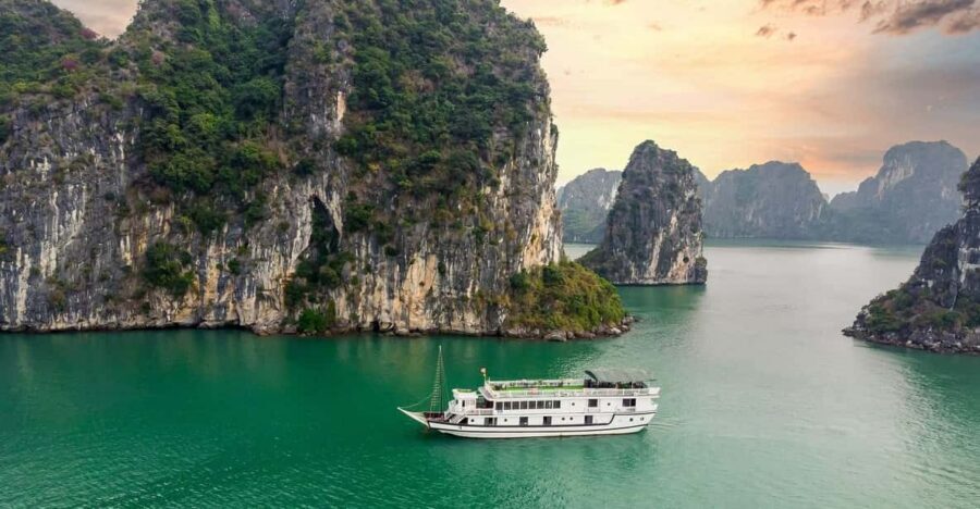 From Hanoi: 2-Day Ha Long Bay Boat Tour - Hanoi to Tuan Chau: The Day You Start Off Calm
