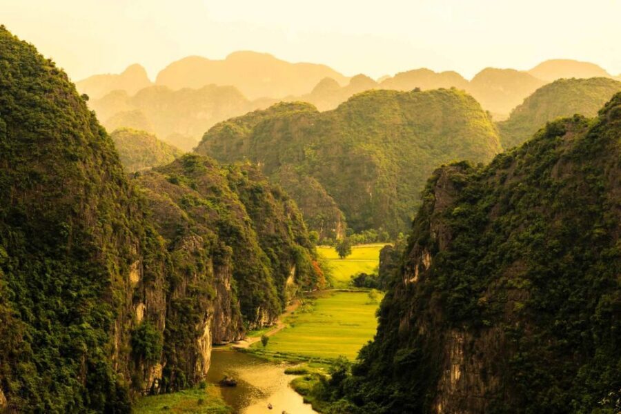 From Hanoi: 2-Day Ninh Binh Tour with Accommodation & Meals - Why Ninh Bình feels perfect for a 2-day tour