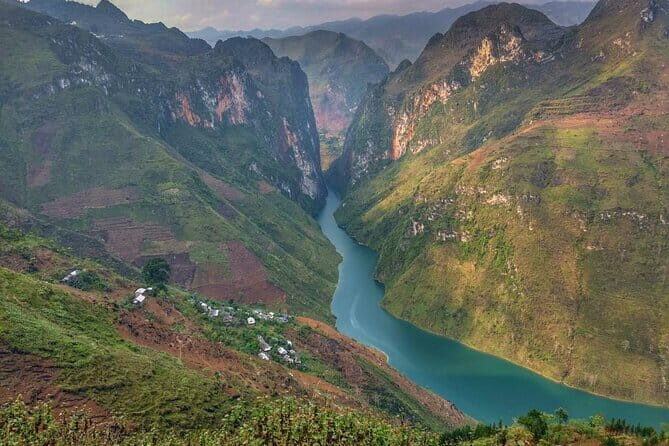 From Hanoi: 3-Day Motorbike Ha Giang Loop with Easy Rider - Homestays and meals: basic comforts with real local texture
