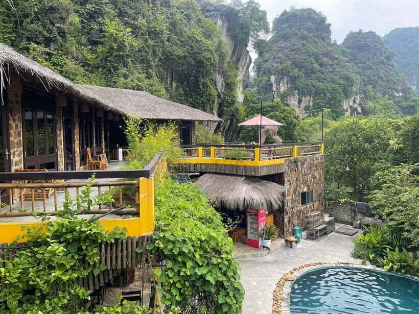 From Hanoi : 4-day Ninh Binh-Halong Bay Cruise with Balcony - Hanoi to Ninh Binh: a smooth start that still feels efficient