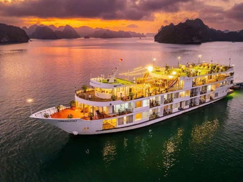 From Hanoi : 4-day Ninh Binh-Halong Bay Cruise with Balcony - Trang An UNESCO boat ride and the bamboo boat through limestone
