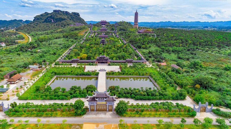From Hanoi: Bai Dinh, Trang An, and Mua Cave Full-Day Tour - Price and value: what $52 actually buys you