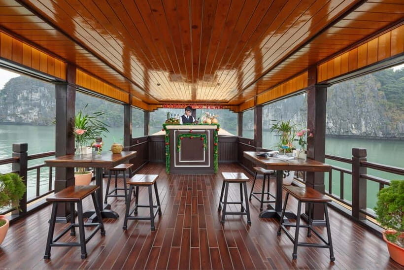 From Hanoi/Cat Ba: Lan Ha Bay Full-Day Boat Trip - Ba Trai Dao Beach swimming and boat-jump time