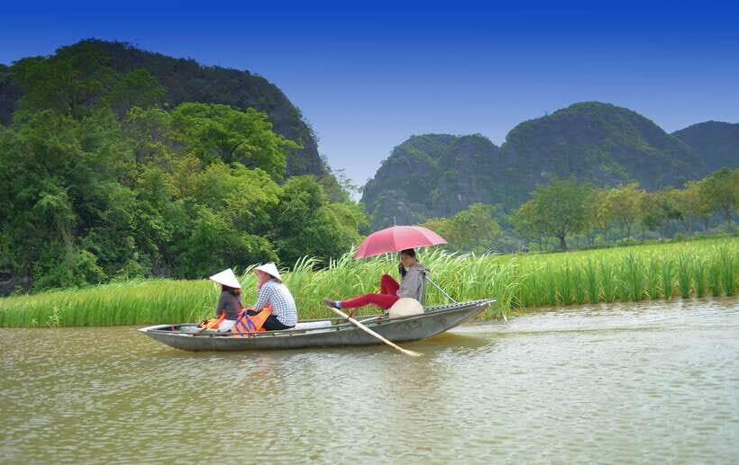 From Hanoi: Full-Day Ninh Binh Highlights Small Group Tour - Why This Ninh Bình Day Trip Feels Practical, Not Packed