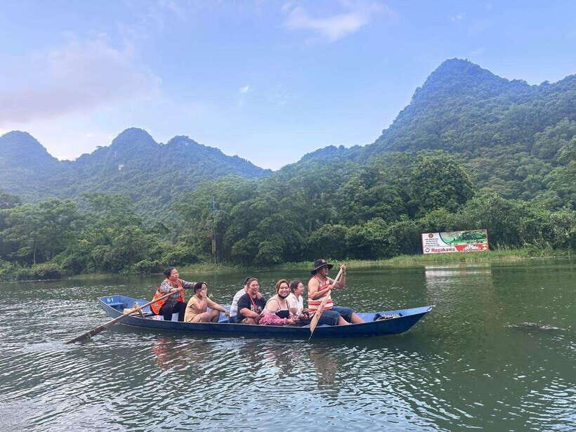 From Hanoi: Full-Day Perfume Pagoda Group Tour with Lunch - Lunch at 12:00: fuel for the second half of the day