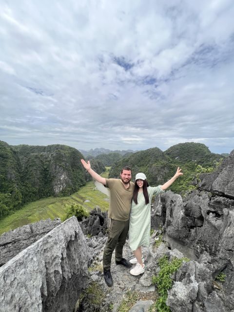 From Hanoi: Hoa Lu, Mua Cave and Tam Coc Full-Day Trip - A Day in Ninh Binh That Mixes History, Steps, and Boats