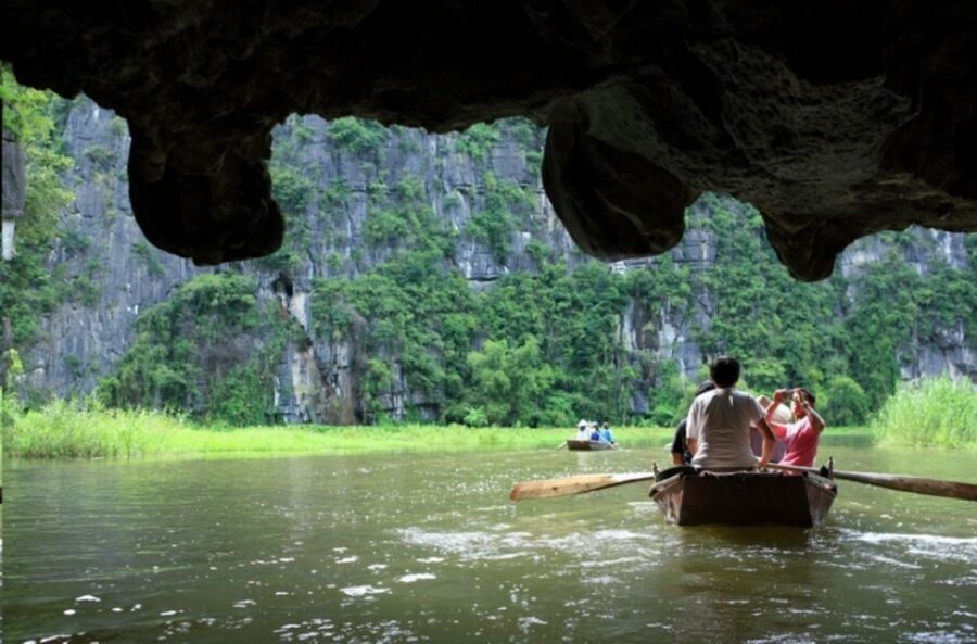 From Hanoi: Hoa Lu & Tam Coc with Buffet lunch & Cycling - Who this tour suits (and who should reconsider)