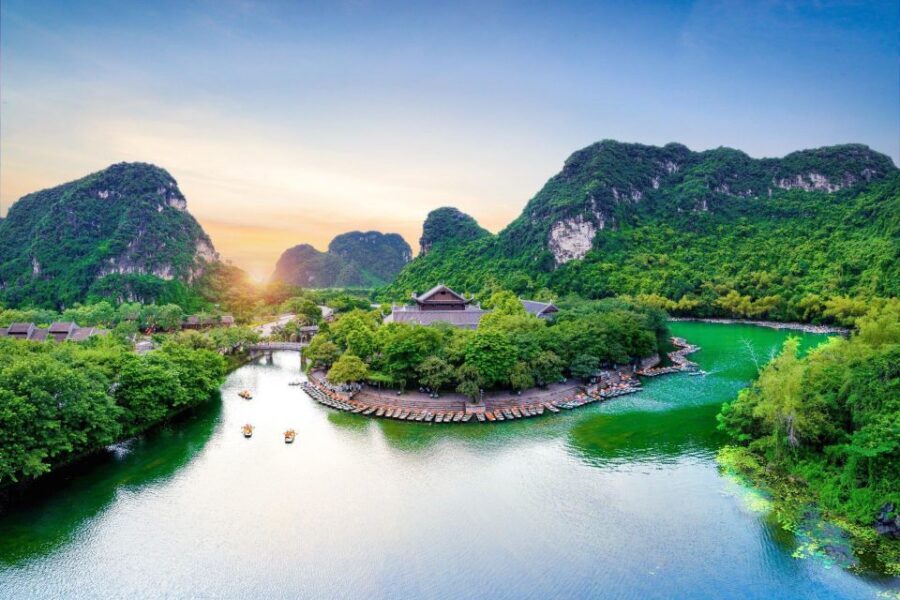 From Hanoi: Ninh Binh, Hoa Lu, Tam Coc, & Mua Cave Day-Trip - Rural biking after (or in the flow): why the village roads feel different here