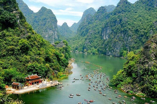 From Hanoi: Ninh Binh Tour Highlights - Transfer & Buffet Lunch - From Hanoi to Ninh Binh: start early, see more