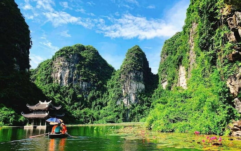 From Hanoi/NinhBinh: HoaLu-Bai Din- TrangAn- MuaCave-BichDon - Price and value: what you pay vs. what you add