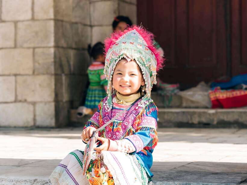 From Hanoi: Premium 2-Day Sapa Adventure with DCAR Limousine - Choosing the right route: homestay and bungalow vs central Sapa hotels