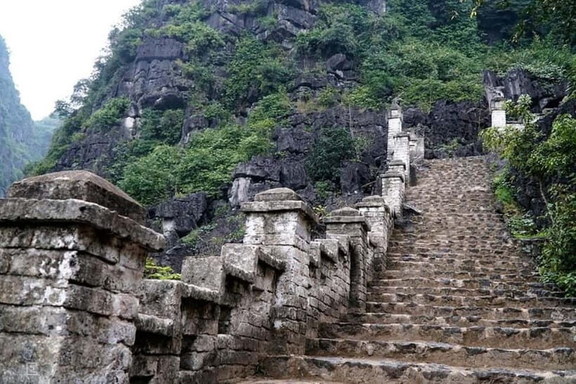 From Hanoi: Tam Coc Boat Trip and Hoa Lu & Mua Cave Tour - Practical tips that make the day feel easier