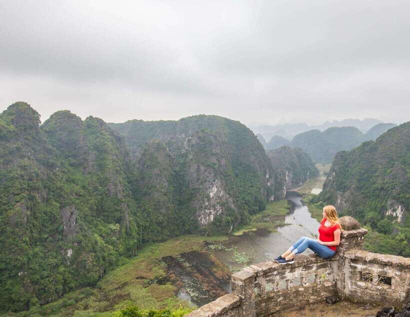 From Ninh Binh: Hoa Lu, Bai Dinh, Trang An, & Mua Cave Tour - Bai Dinh Pagoda: record-size scale, easy to appreciate