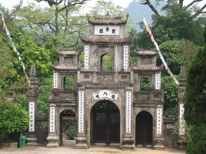 Full-Day Perfume Pagoda Private or Small-Group Tour - Thien Tru to Huong Tich Cave: hike up or take the cable car