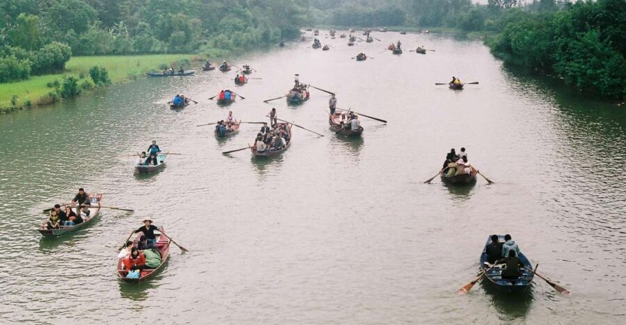 Full-Day Perfume Pagoda Private or Small-Group Tour - The drive out of Hanoi: getting to Dong Bac without stress