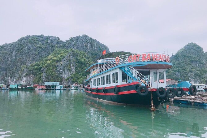Full day trip to Lan Ha-Ha Long Bay from Cat Ba, avoid the crowds - Swimming and snorkeling at Ba Trai Dao plus a second beach